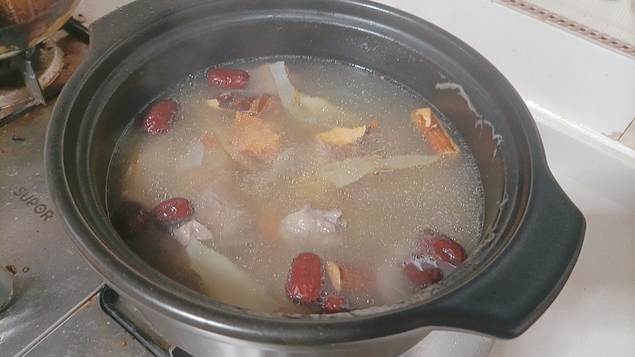 一款清润不燥的火锅汤底