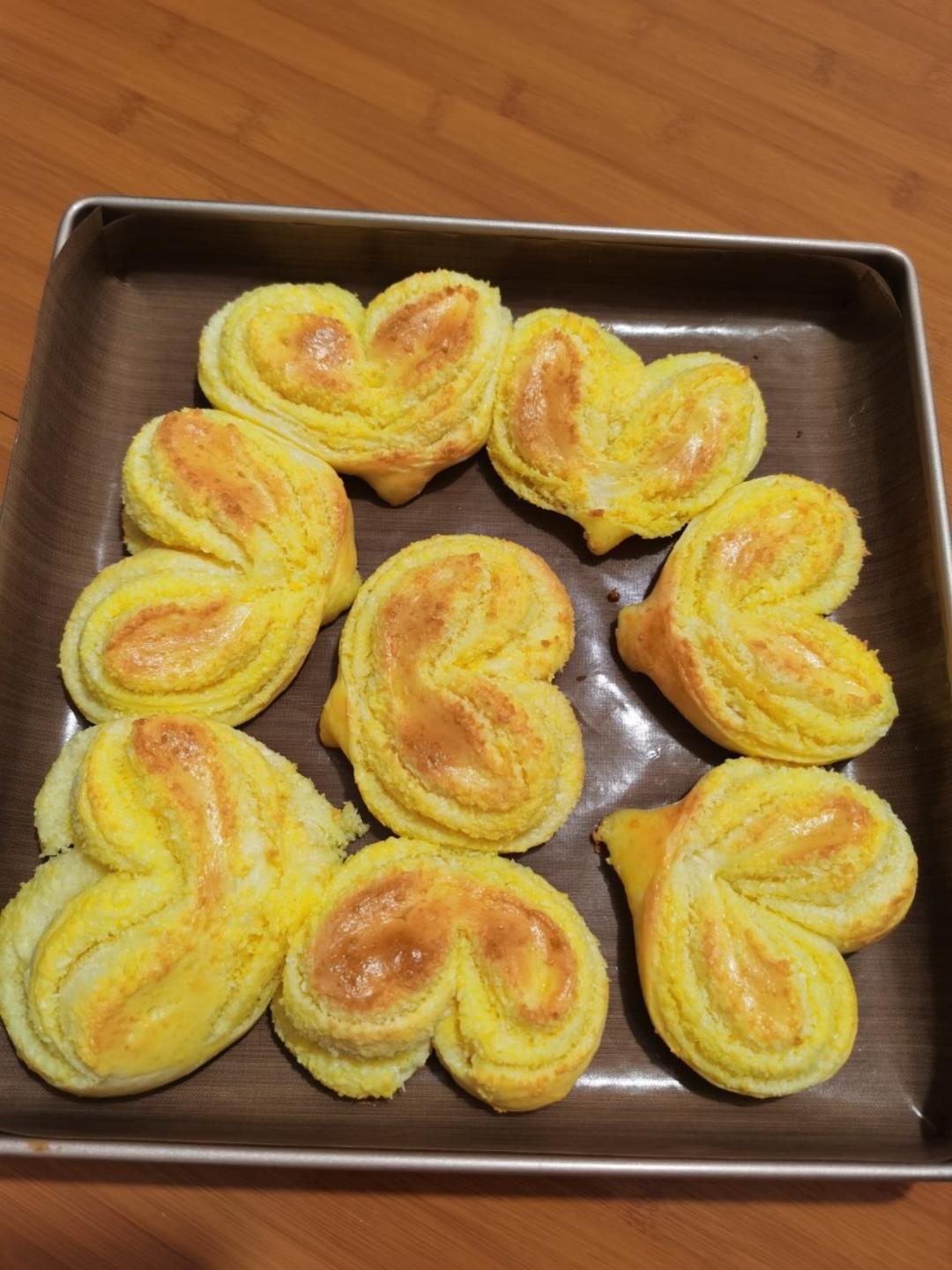 心形椰蓉面包