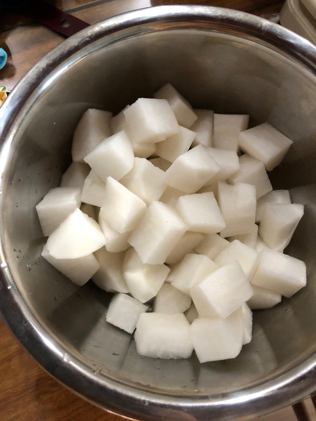 韩式炸鸡店腌萝卜