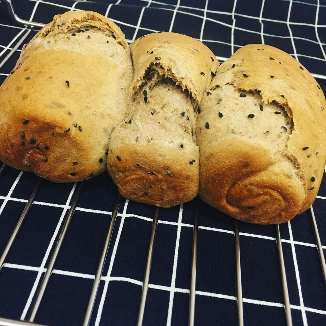 金大旺的黑芝麻吐司