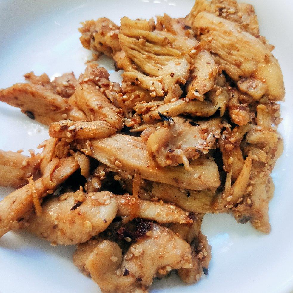 减肥吃什么：香辣鸡胸肉（堪比路边烧烤）