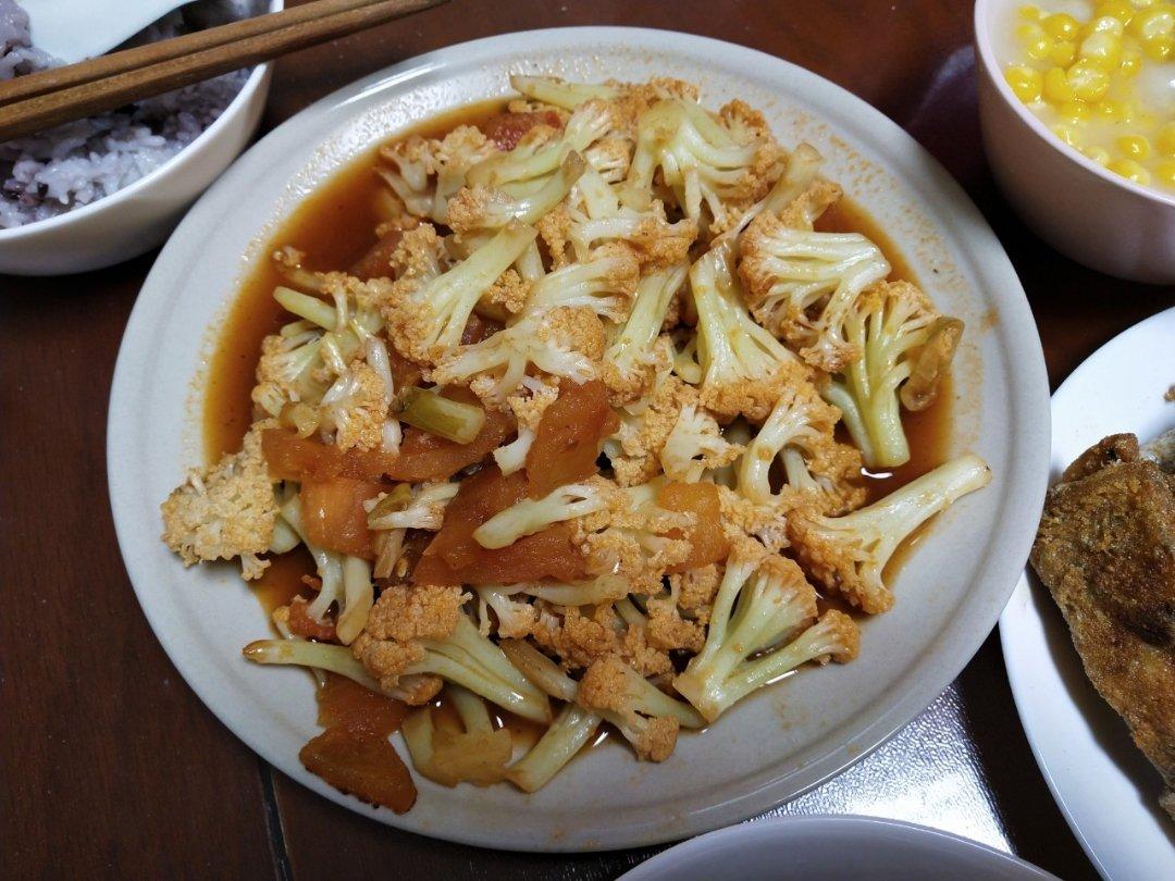 有机花菜炒西红柿