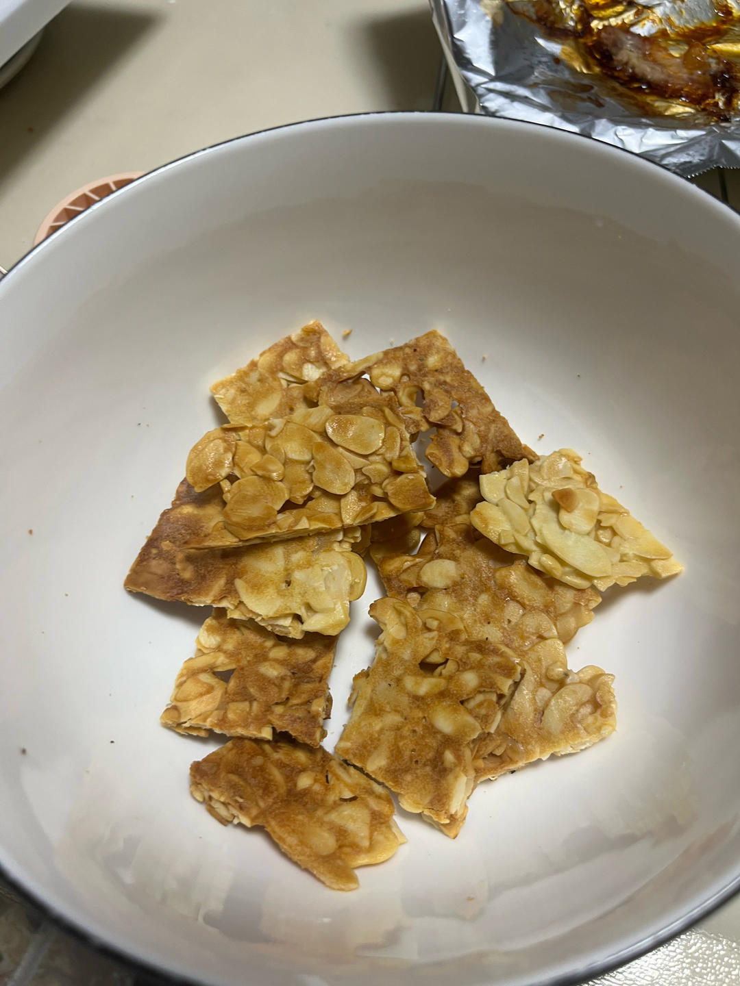 奶香浓郁｜巨好吃的焦糖杏仁酥～瓦片酥