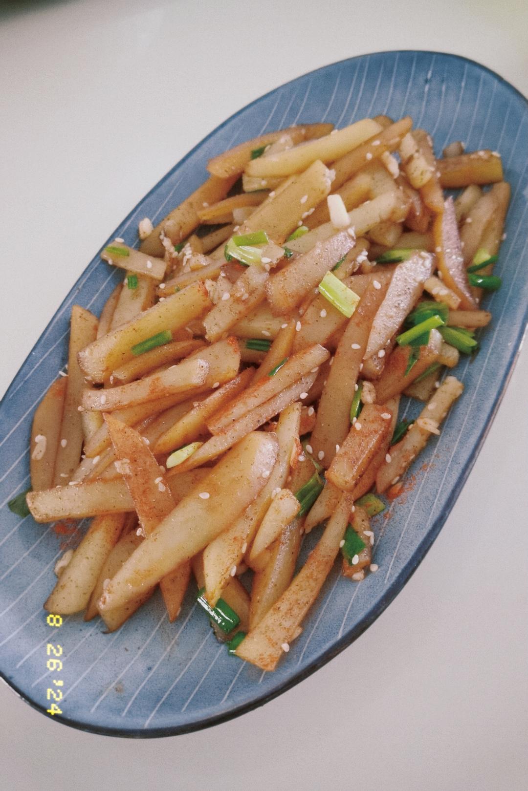 香辣过瘾的狼牙土豆条，秒光