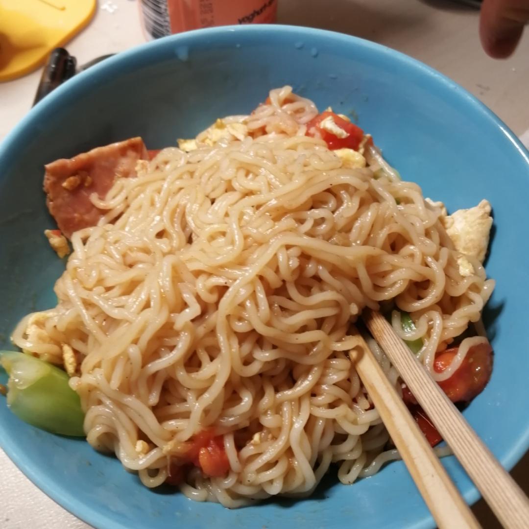 炒面（方便面）