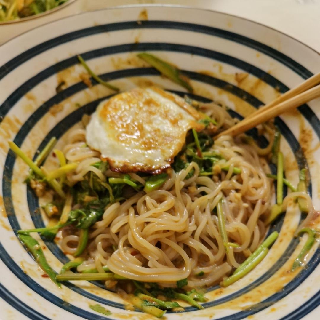 朝鲜拌冷面