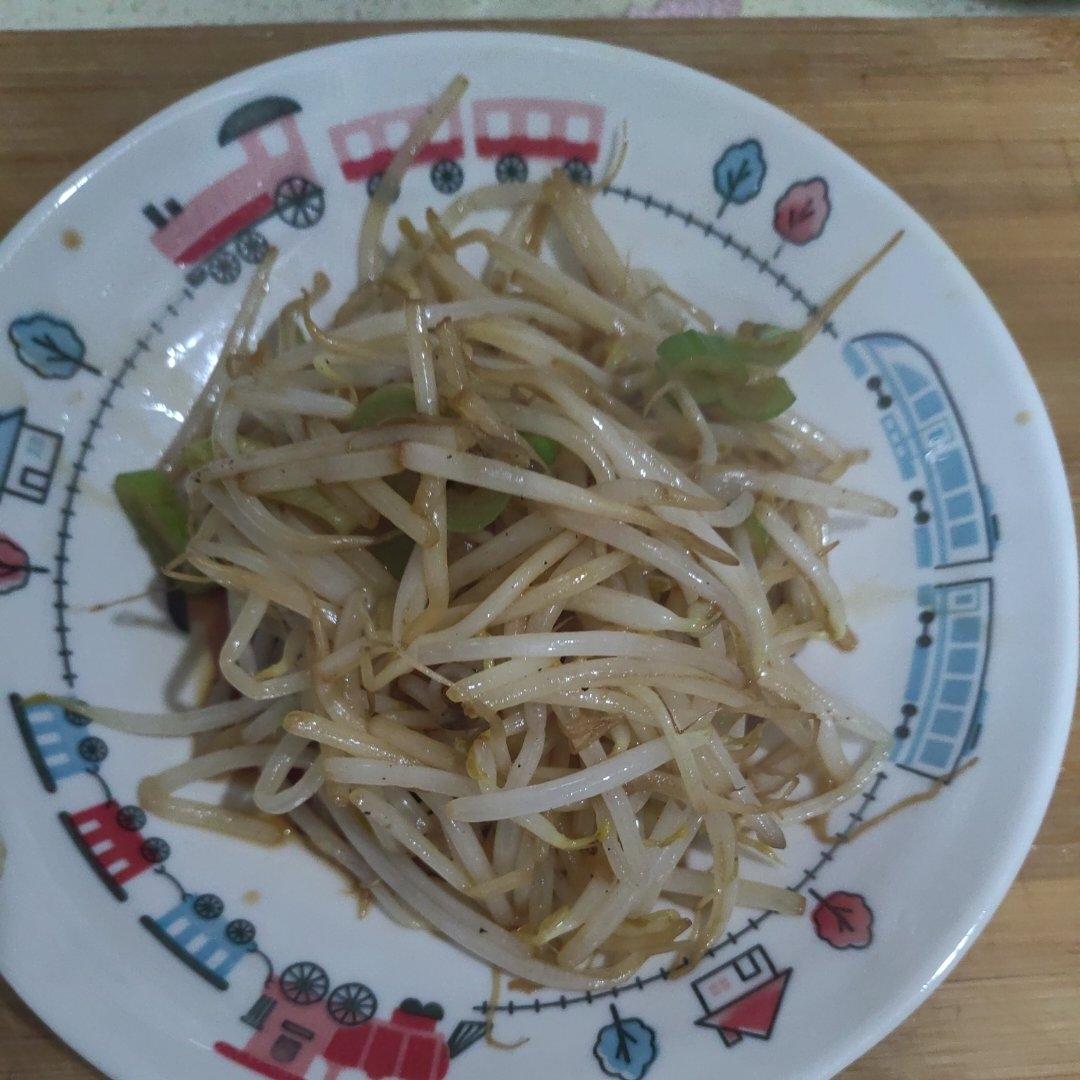 爆炒绿豆芽