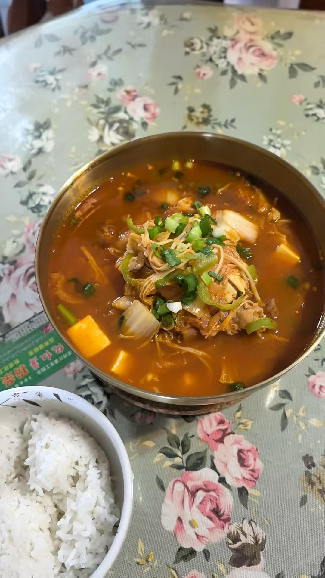 韩式泡菜豆腐锅/辣白菜豆腐汤