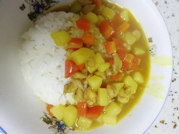 咖喱鸡肉饭