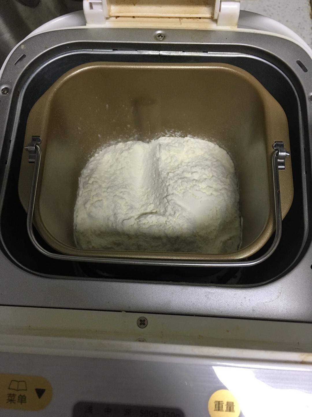 纯奶手撕吐司的做法 步骤1