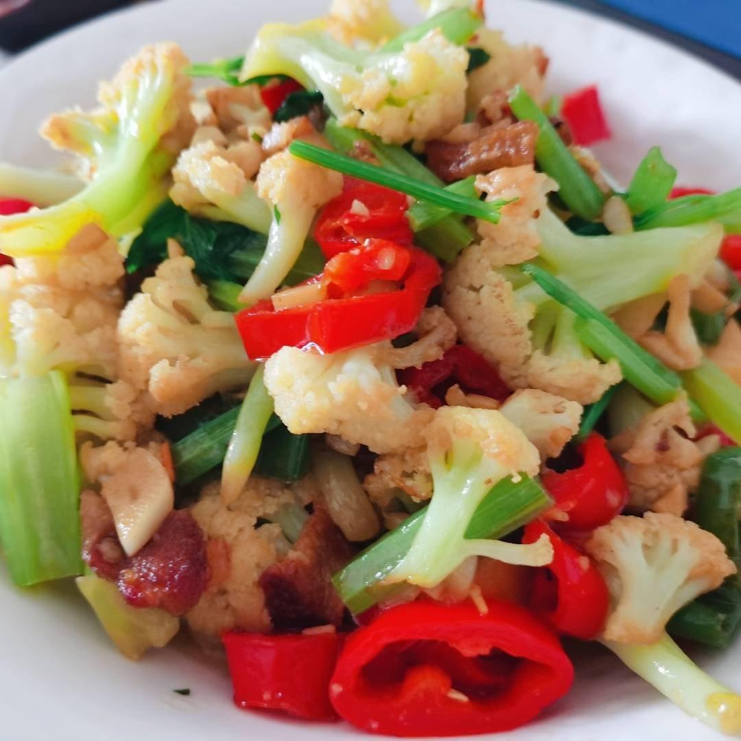 和饭店一个味道的干锅花菜