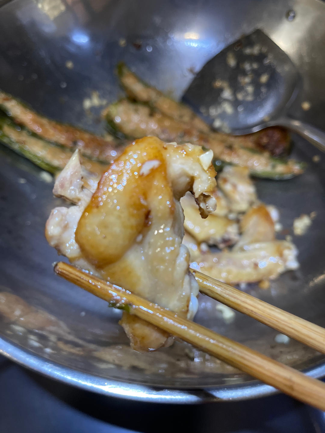 蒜香鸡翅，这才是鸡翅最好吃的做法