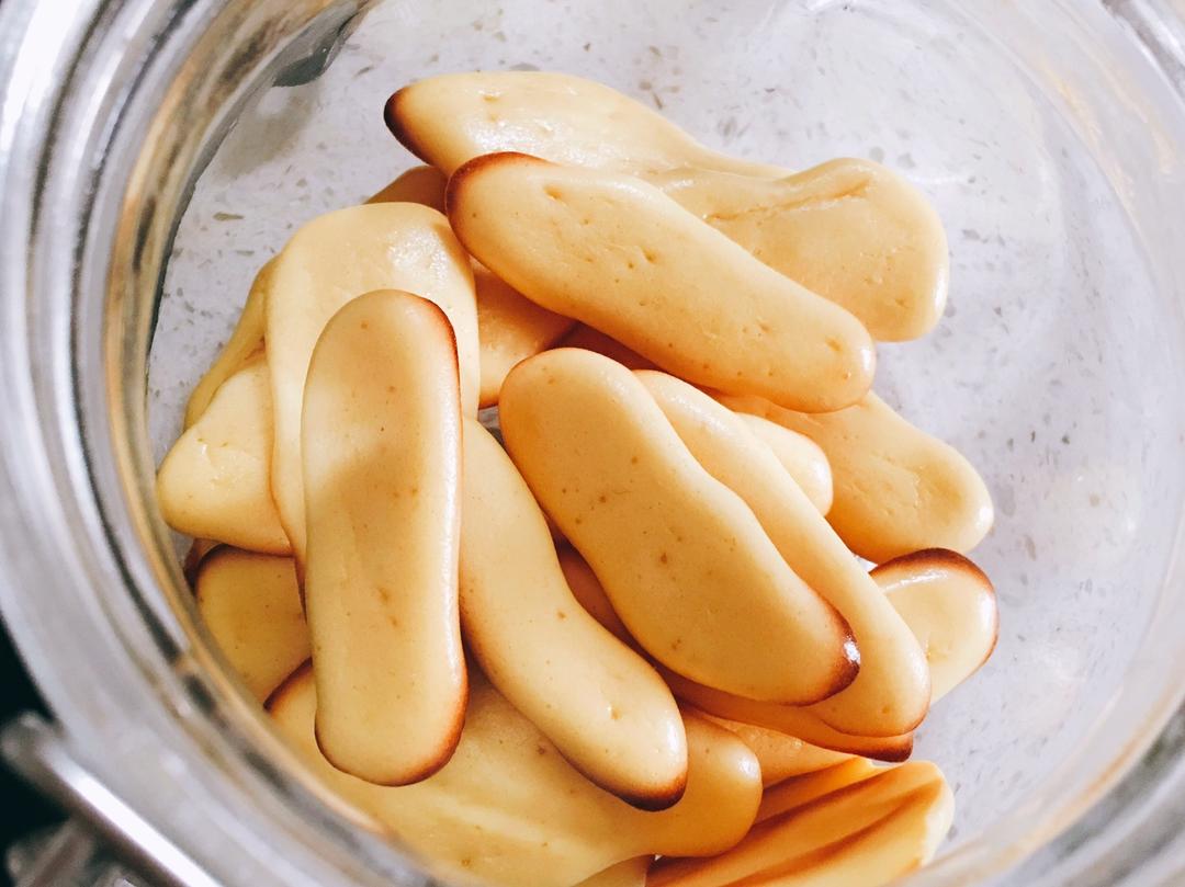 8个月宝宝零食～鸡蛋手指饼干（无糖、无油、无水）