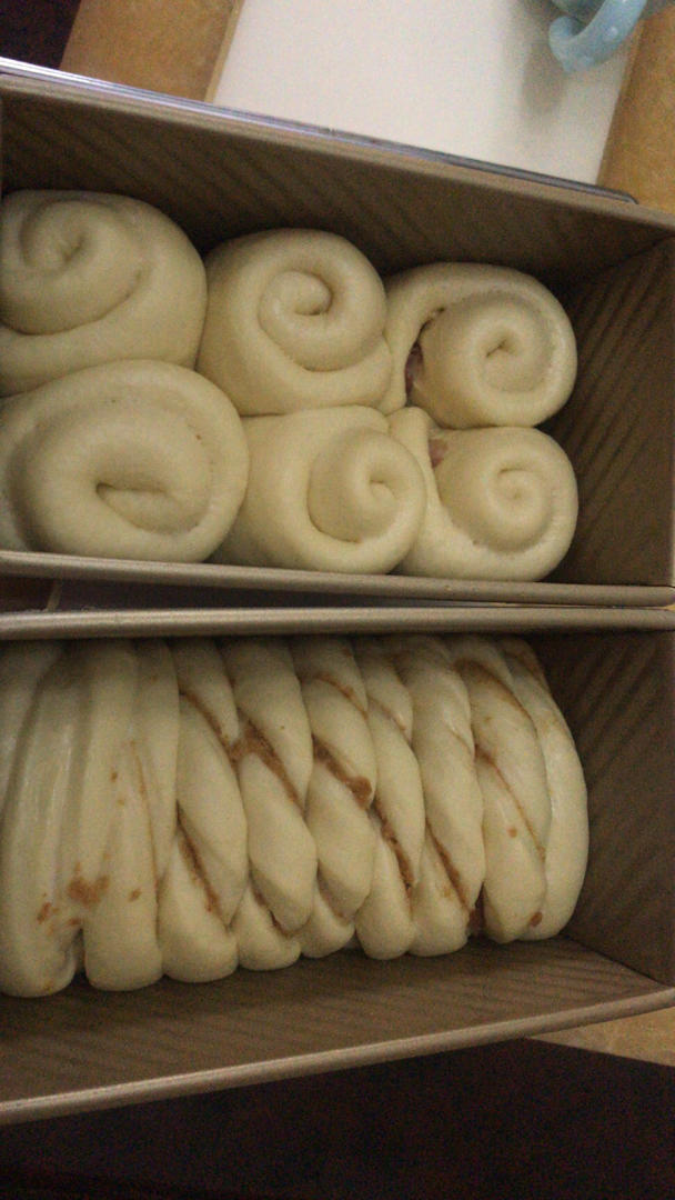 肉松马苏里拉吐司