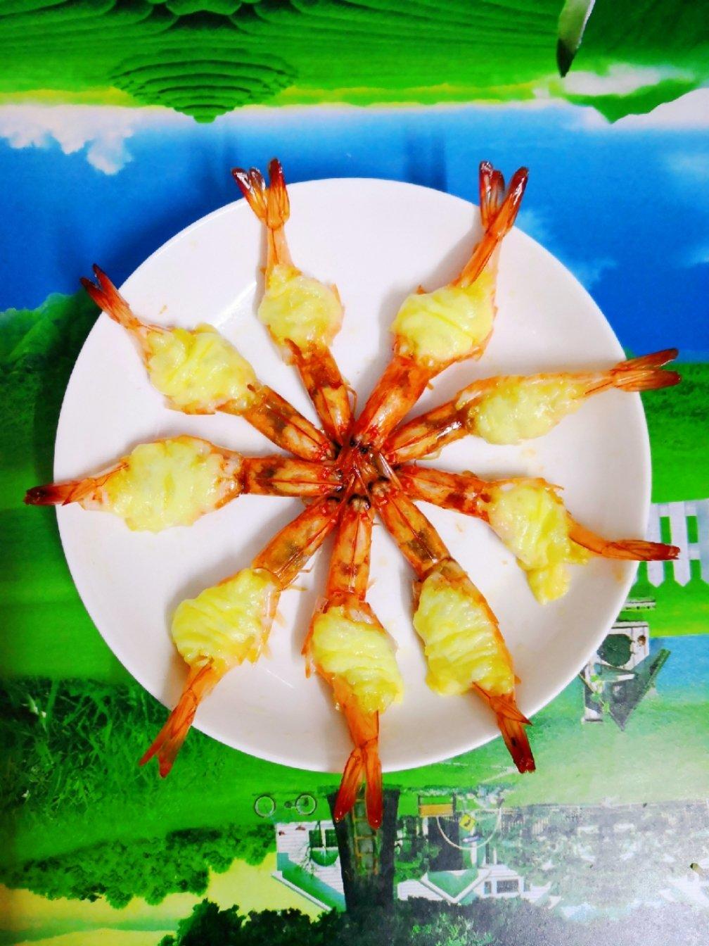 蒜蓉芝士焗大虾