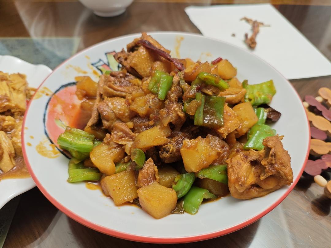 土豆烧鸡（非常下饭哦~）