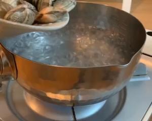 牡蛎蟹黄豆腐的做法 步骤2