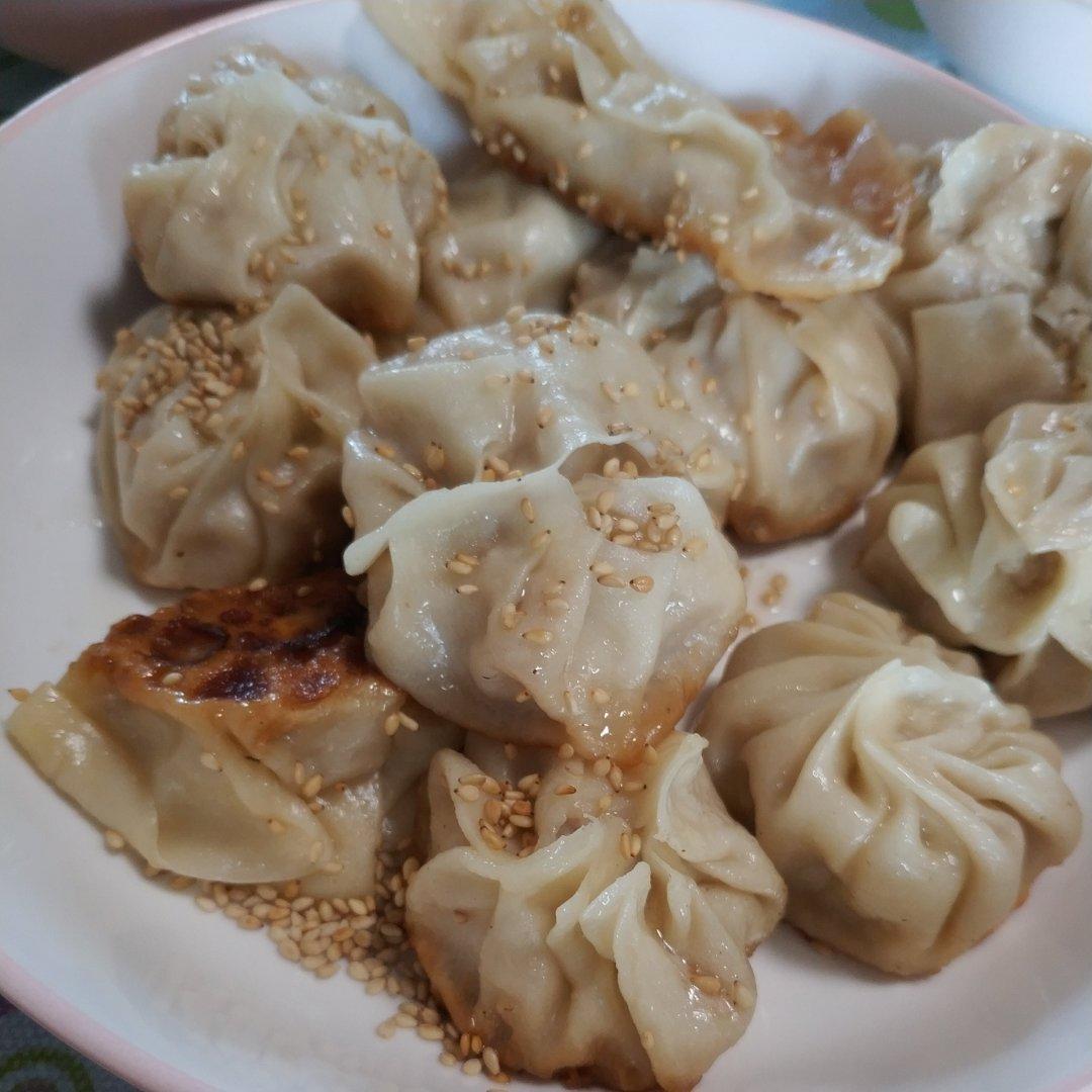 饺子皮版生煎包