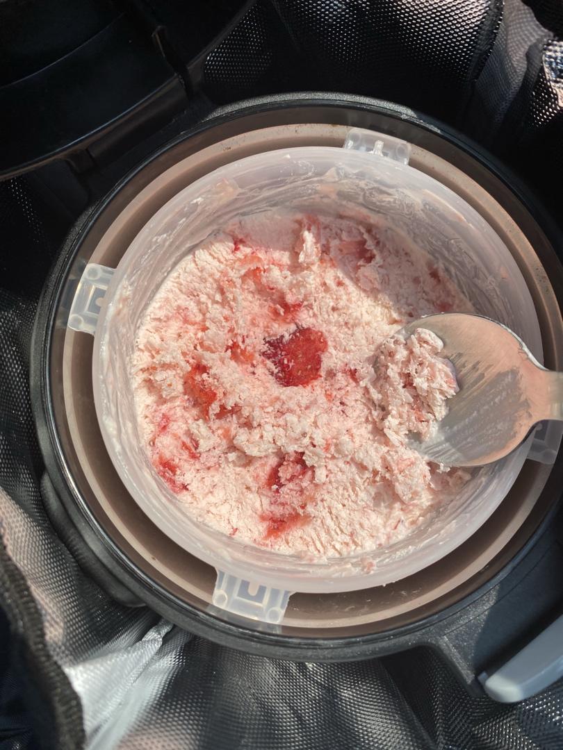 🍓草莓奶油冰淇淋