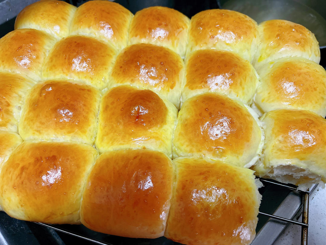 超软牛奶餐包，此配方超软不甜易出膜，放一礼拜不变硬