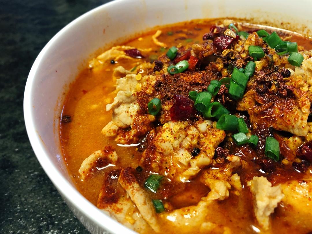 厨师长教你：“水煮肉片”的正宗做法，这味道真的很四川