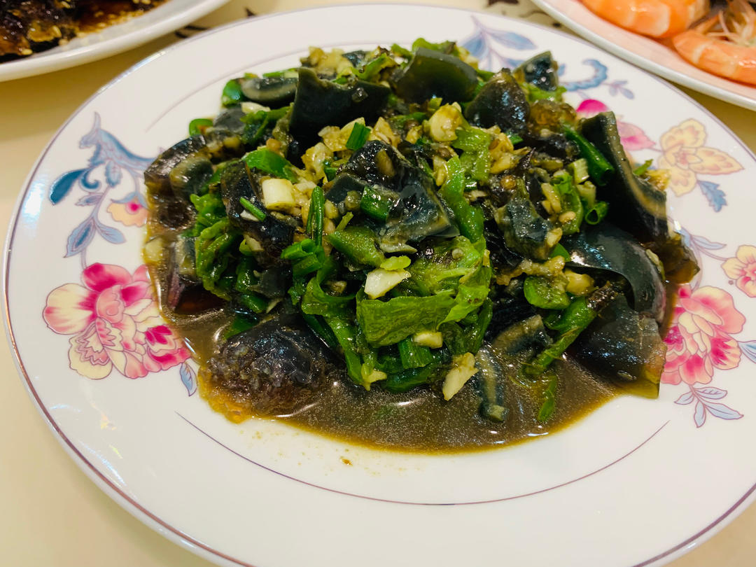 【正宗湘菜】擂辣椒皮蛋