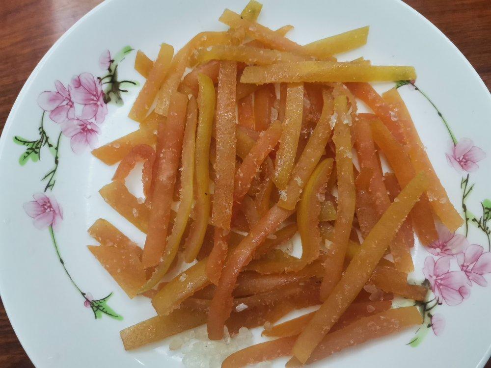除柚子皮的苦味，制柚子糖