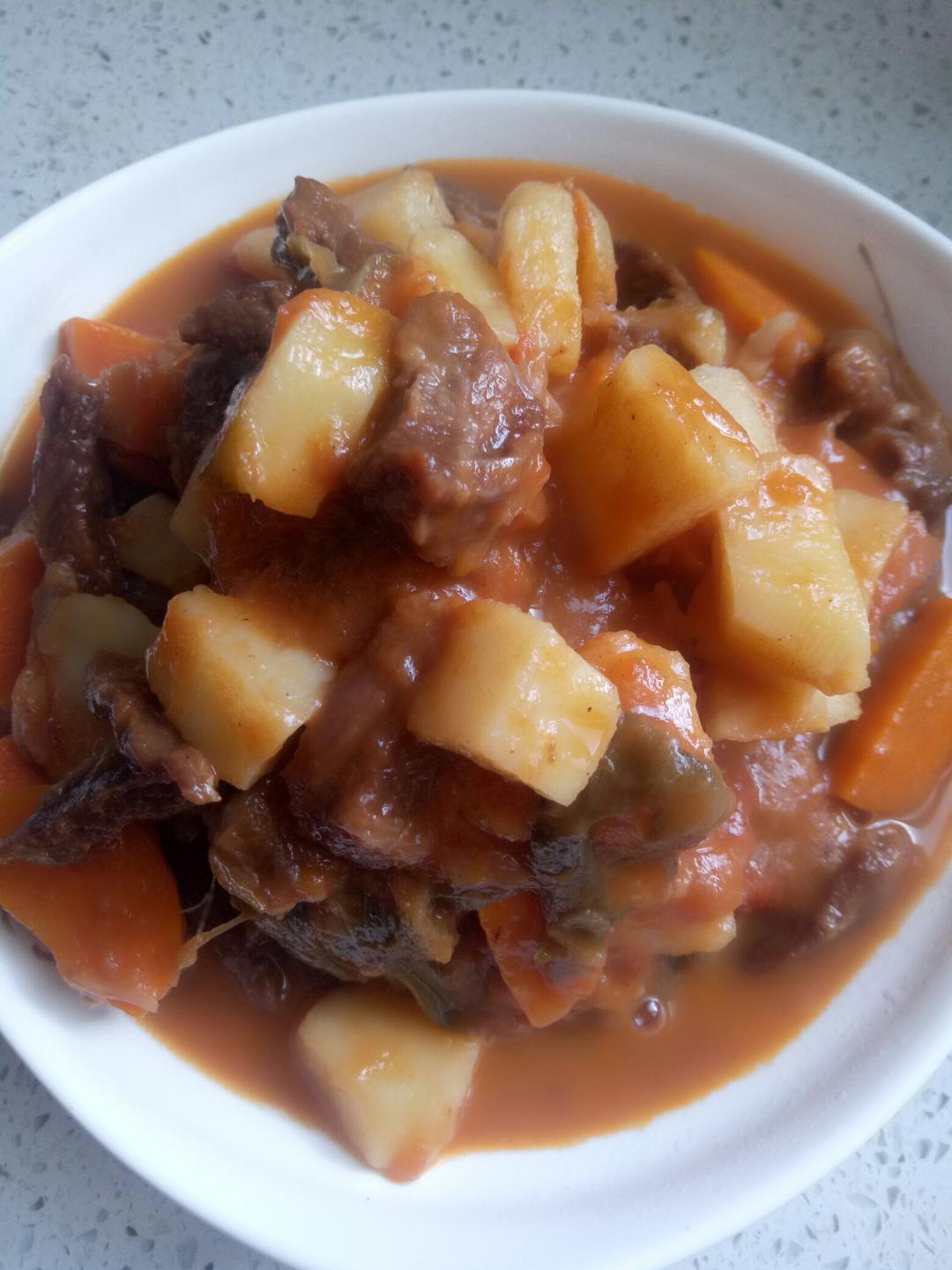 土豆炖牛肉