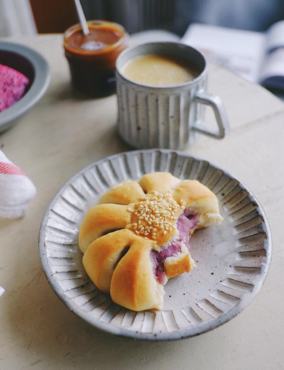 软噗噗的香芋小包