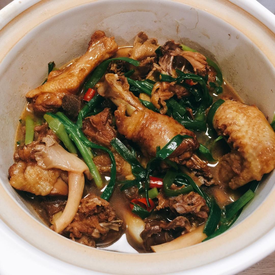 砂锅鸡煲