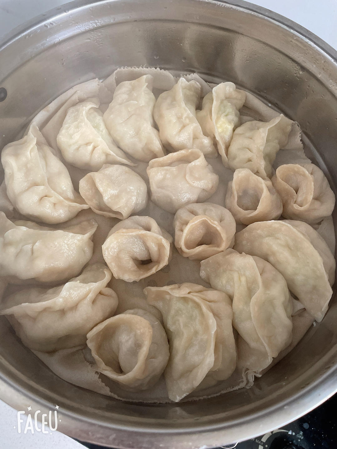 超好吃西葫芦蒸饺