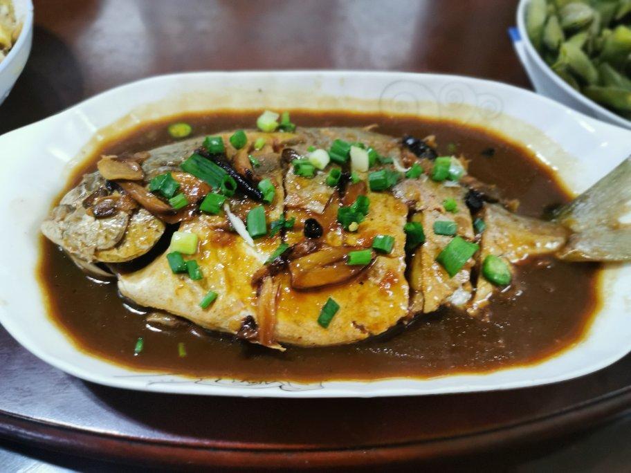 家常红烧鲳鱼