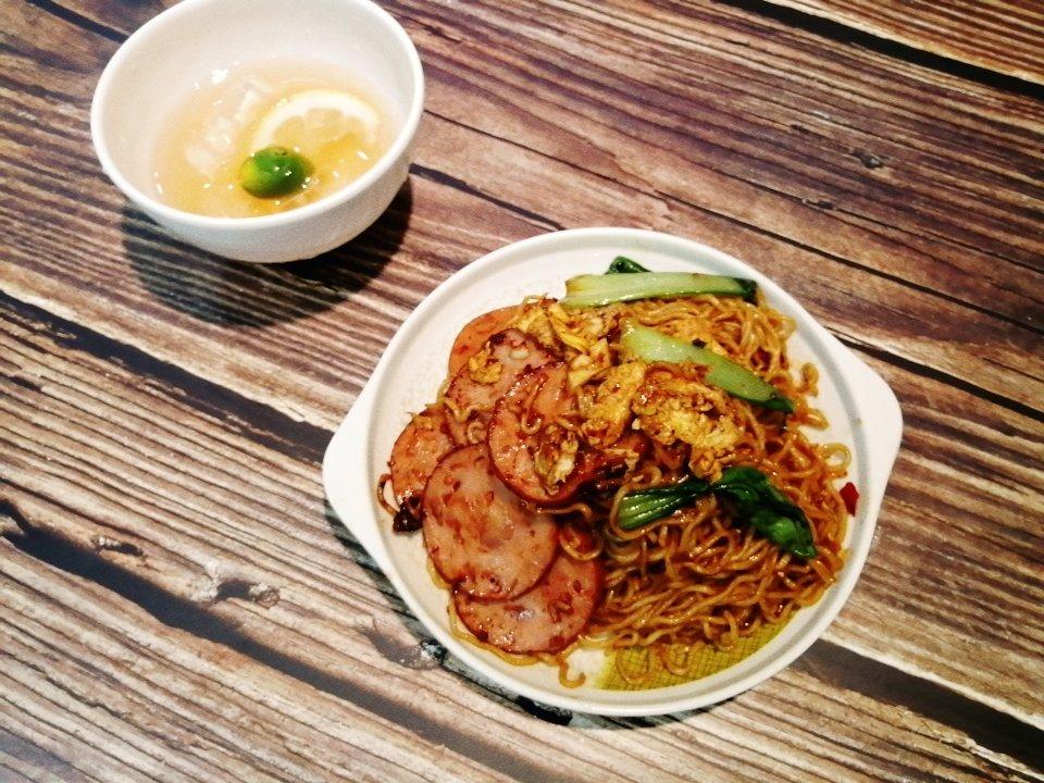 ⚠️神仙泡面做法！😋火腿鸡蛋炒泡面，1碗不够！