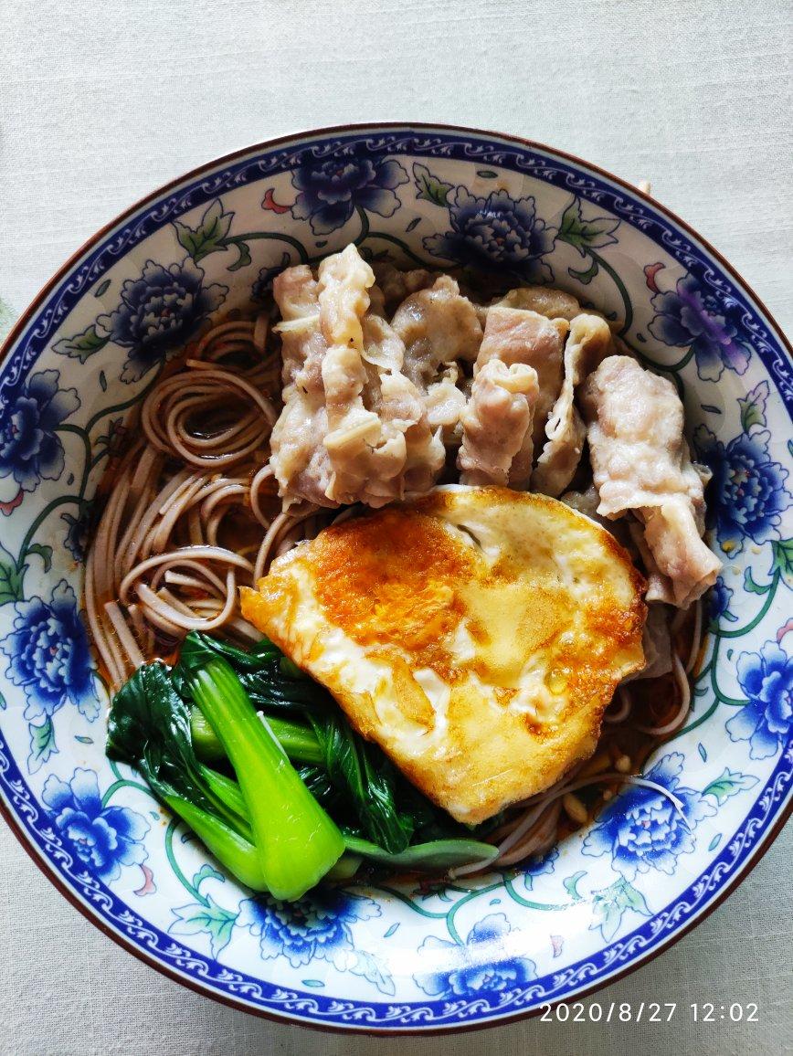 酸爽到不敢想象的浇汤肥牛面