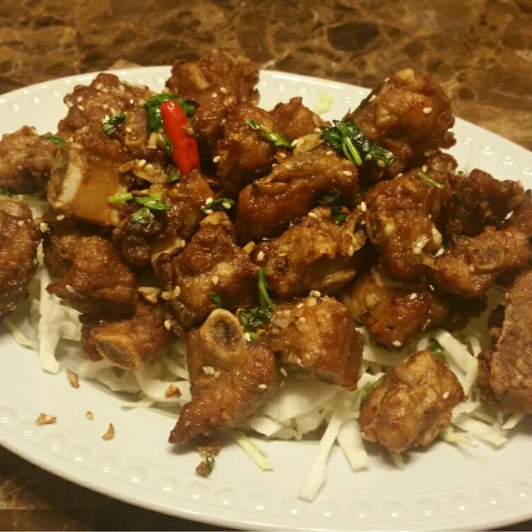 椒盐蒜香骨
