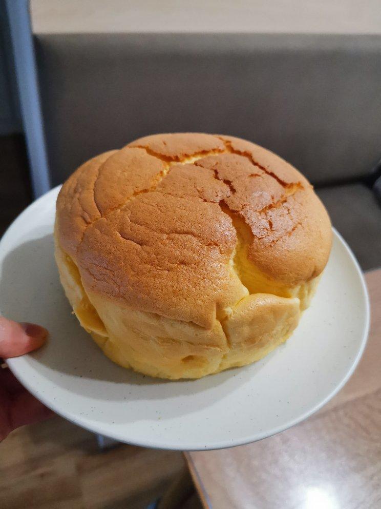 网红爆款芝士古早味蛋糕