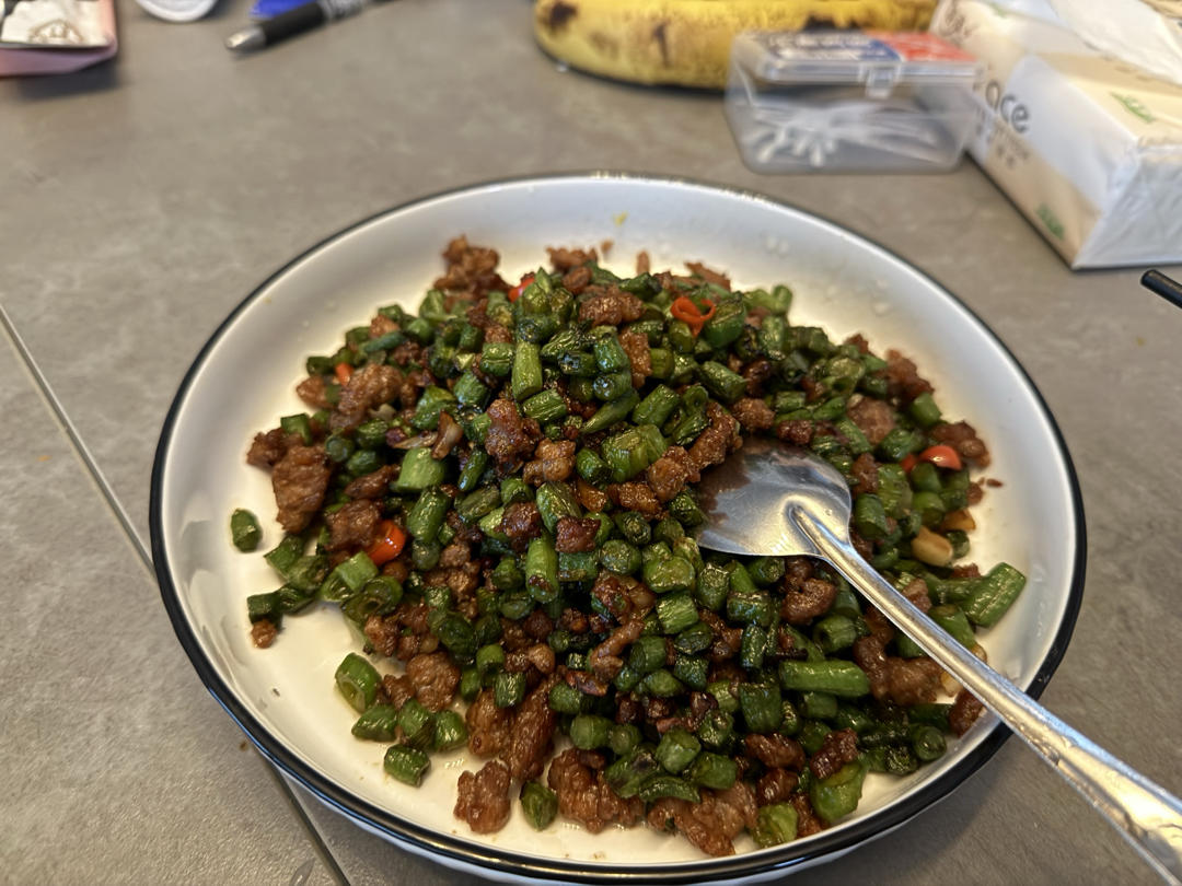 超简单的家常下饭菜猪肉末辣炒豆角