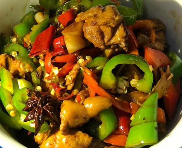 辣椒炒鸡肉 辣椒炒鸡肉