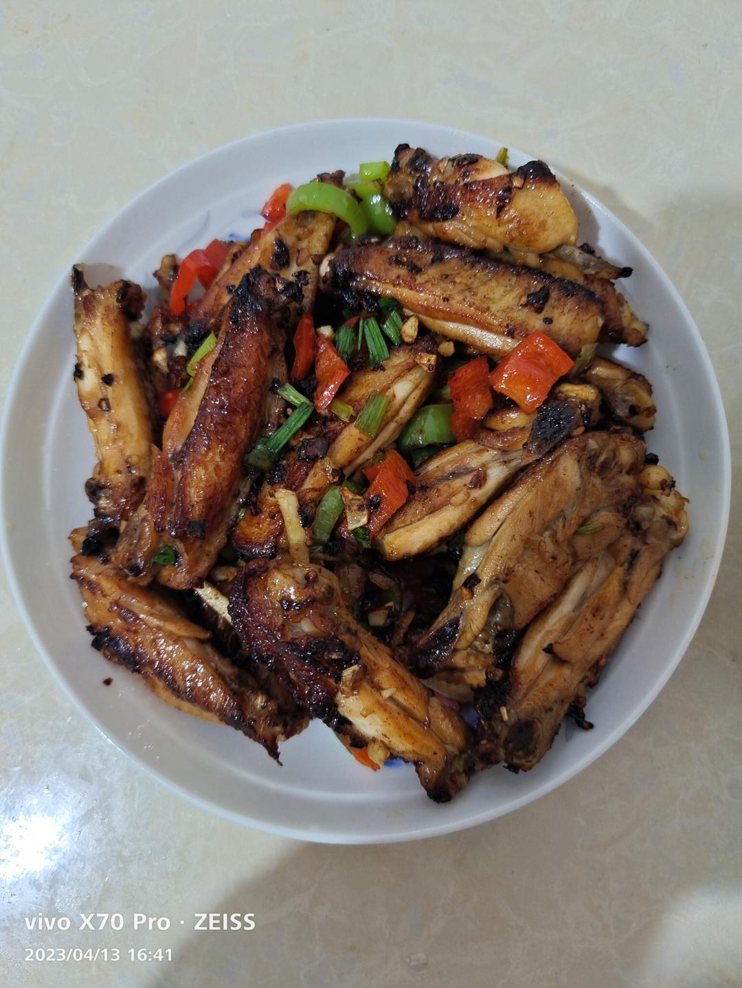 蒜香鸡翅，这才是鸡翅最好吃的做法