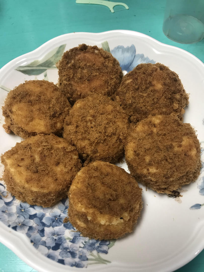 肉松小贝（小四卷）