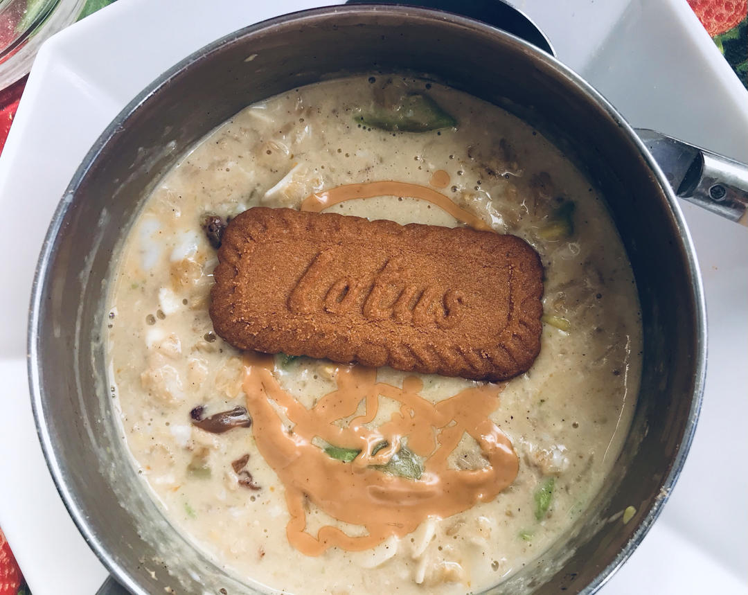 葡萄干肉桂早餐燕麦粥丨健康·三餐