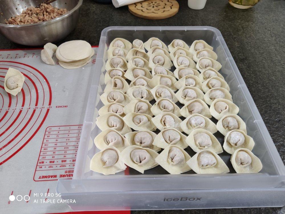 馄饨（两种包法）