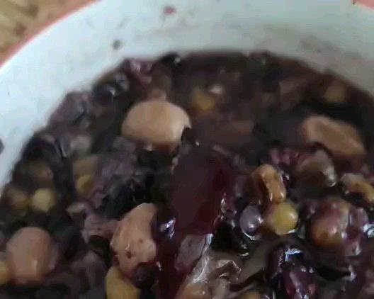 黑米酒酿绿豆汤