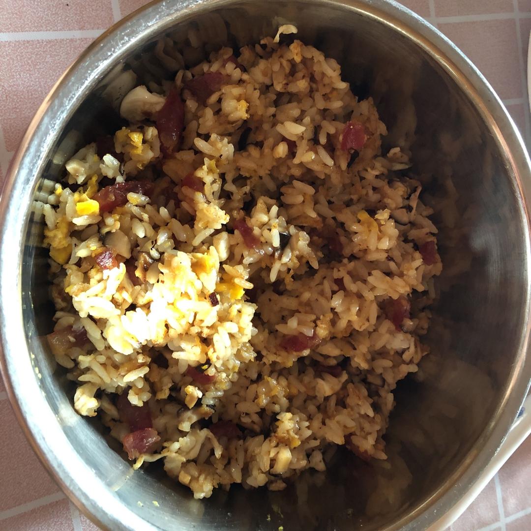 厨师长教你“蛋炒饭”如何做才好吃，答案都在这里面！
