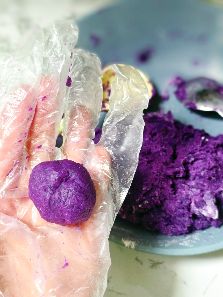 最爱的蒸菜系列➃┆减脂小菜谱┆不加糖的紫薯糯米珍珠丸子┆消耗紫薯的好方法（红薯🍠也可以哦）的做法 步骤7