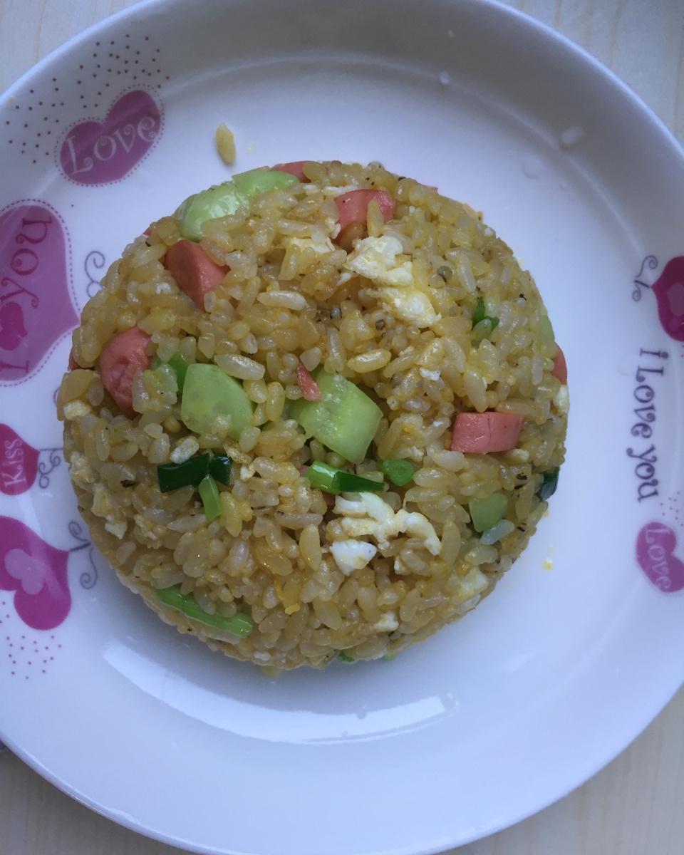 一碗能改善你体质的金黃蛋炒饭