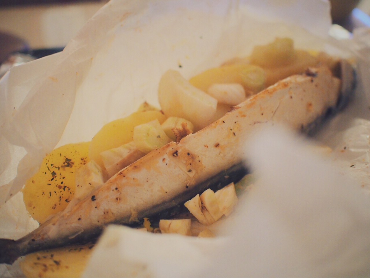 RK纸包烤鳟鱼
Truite en papillote avec fenouil, citron et crème fraîche的做法