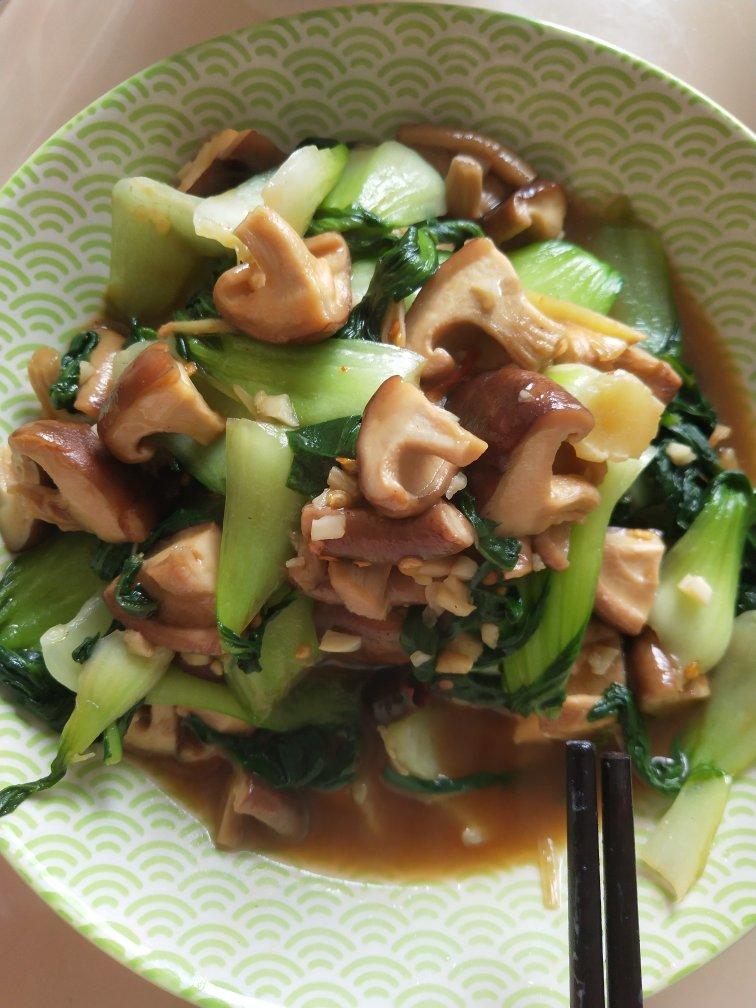 蚝油香菇小油菜