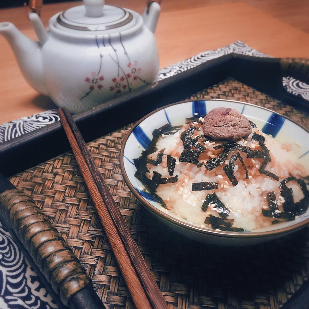 梅子茶泡饭