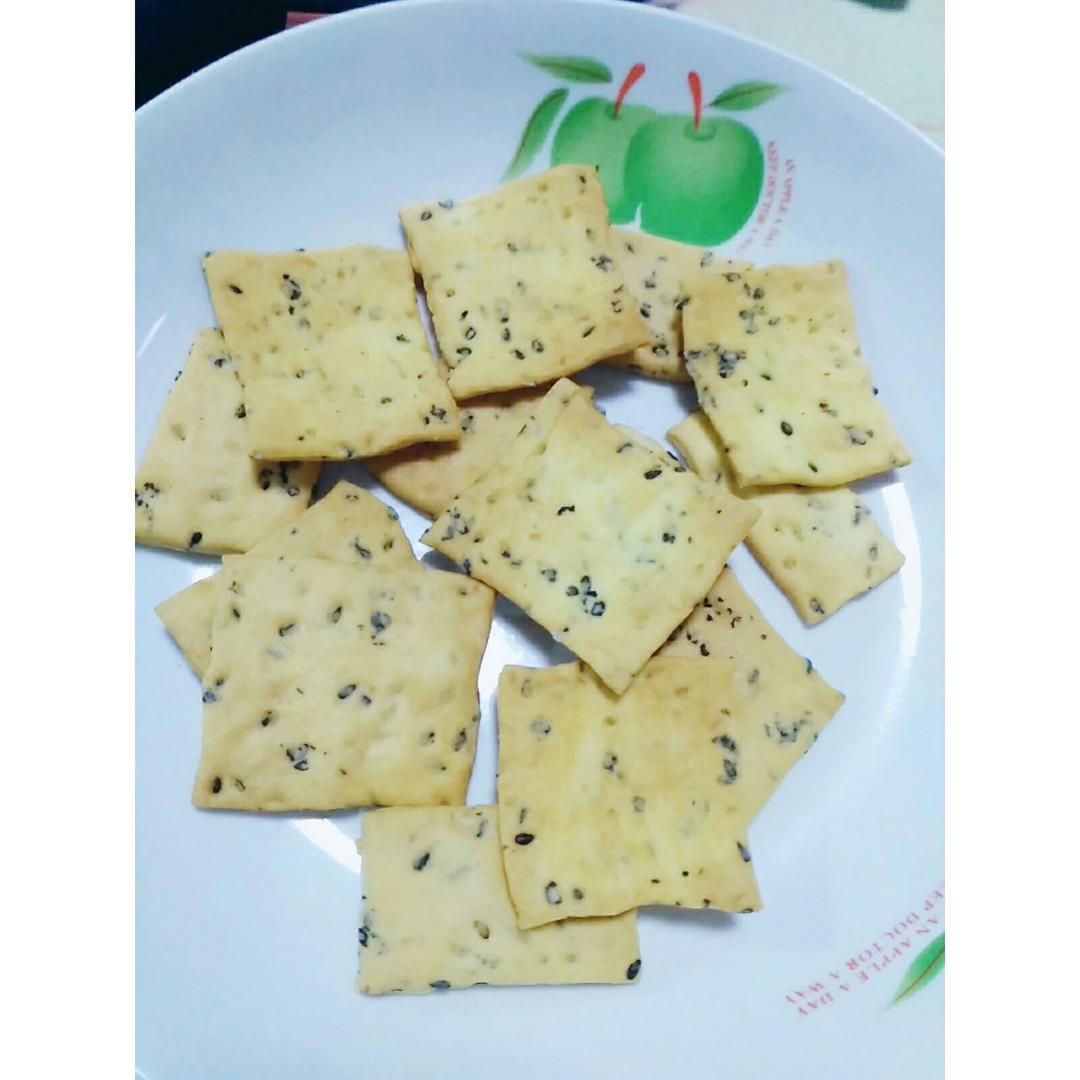 黑芝麻咸香饼干